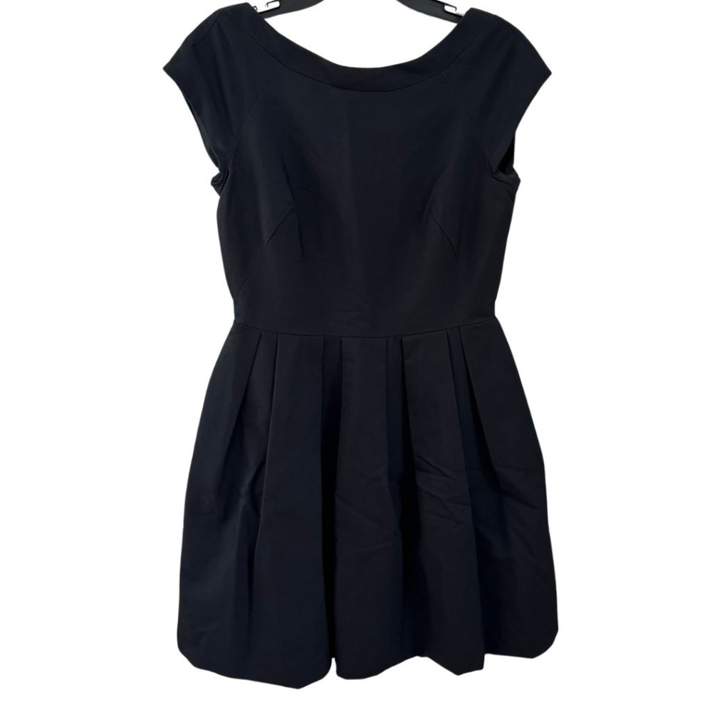 French Connection Scoopneck Bell Skirt Black Dress - Size‎ 6 - Great Condition